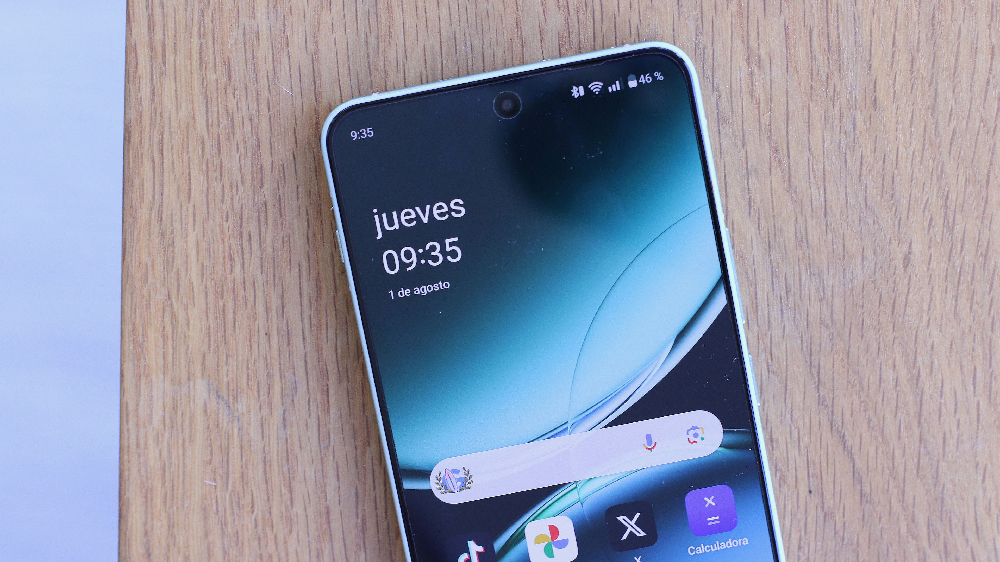 Detalle de la pantalla del OnePlus Nord 4