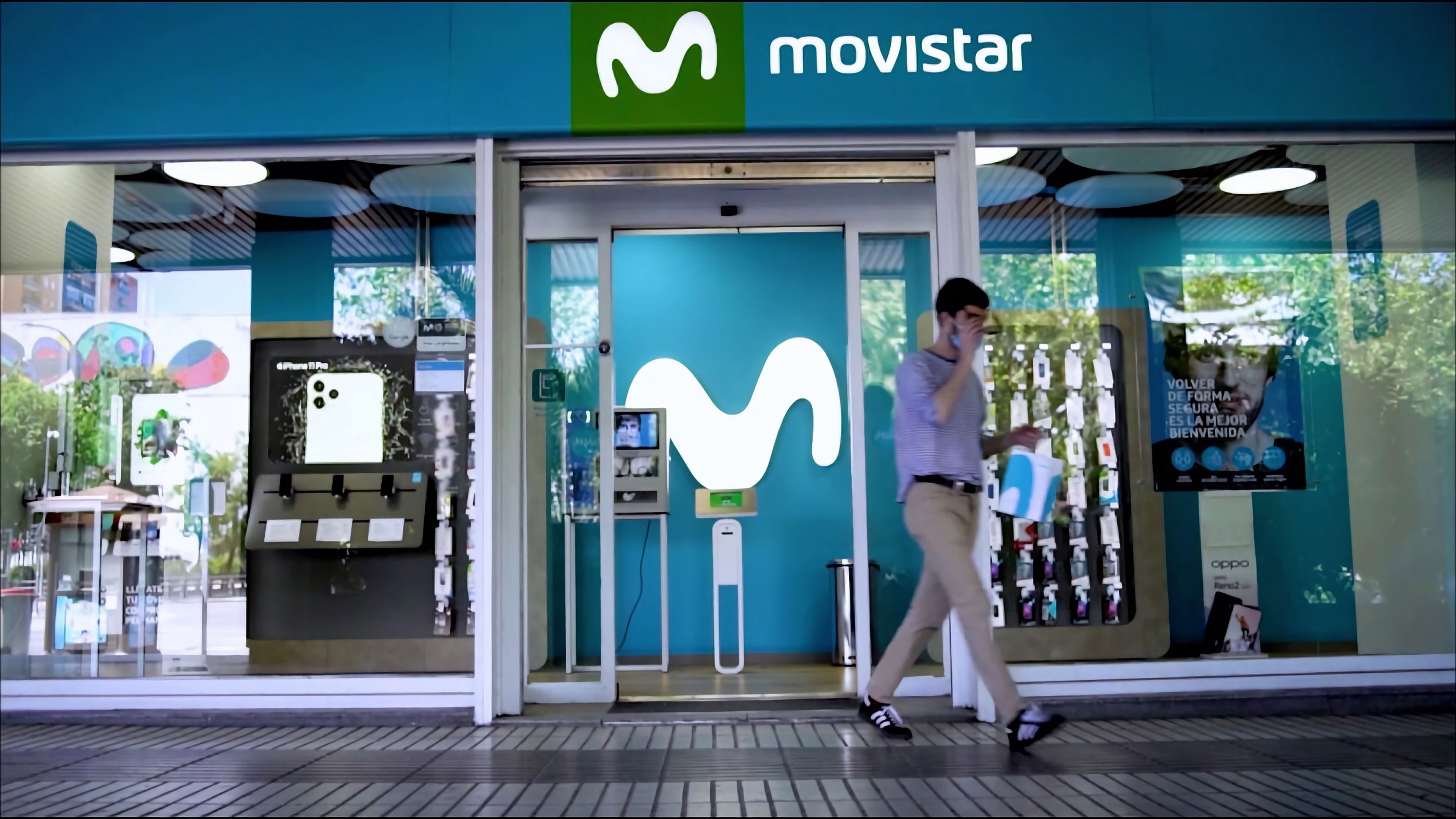 Entrada de una tienda de Movistar