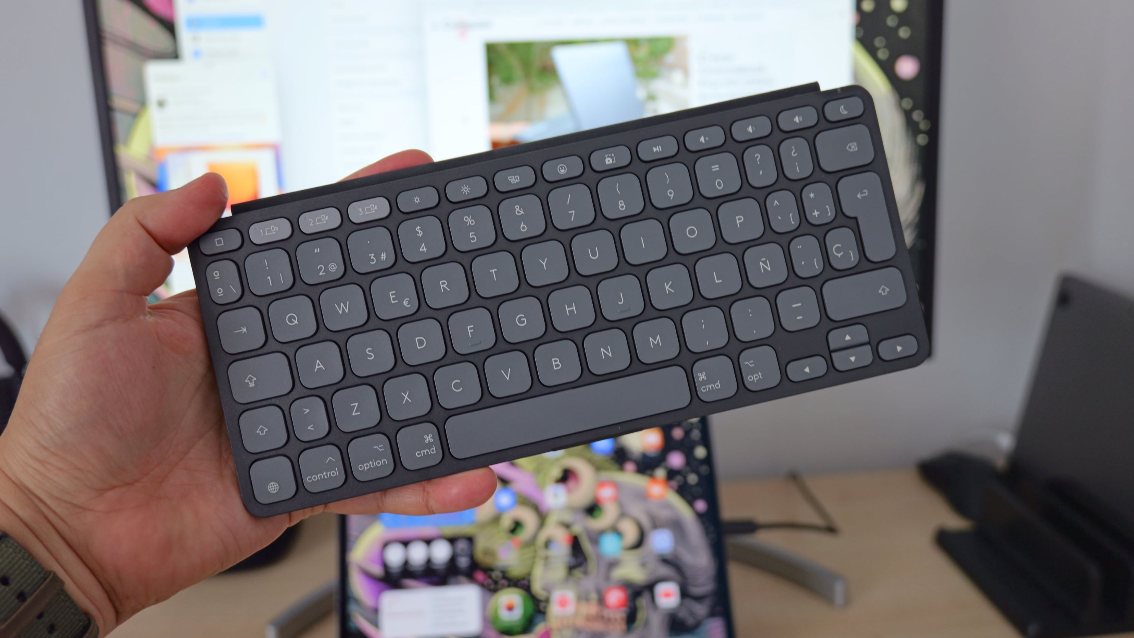 Logitech Keys-To-Go 2