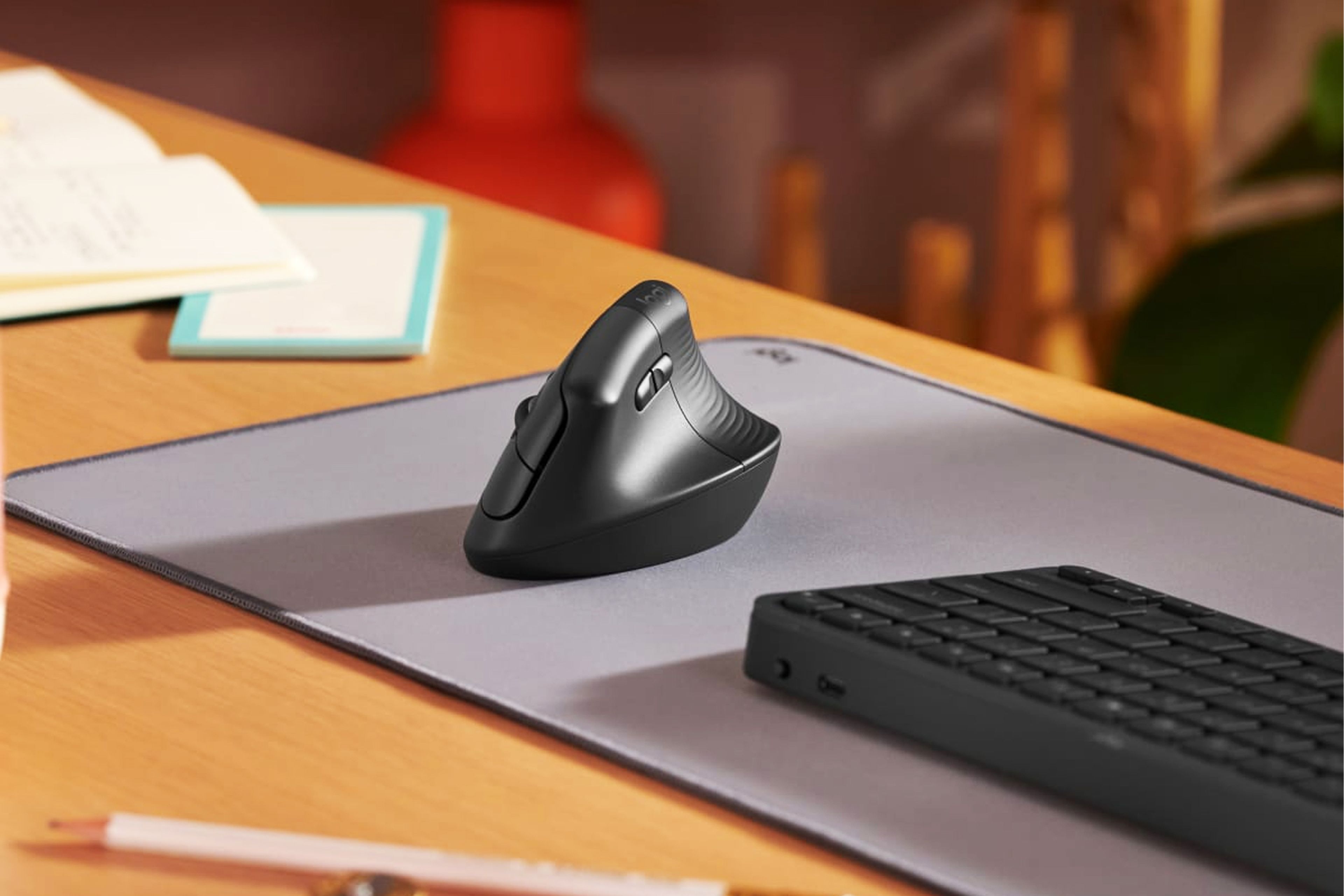Logitech Lift
