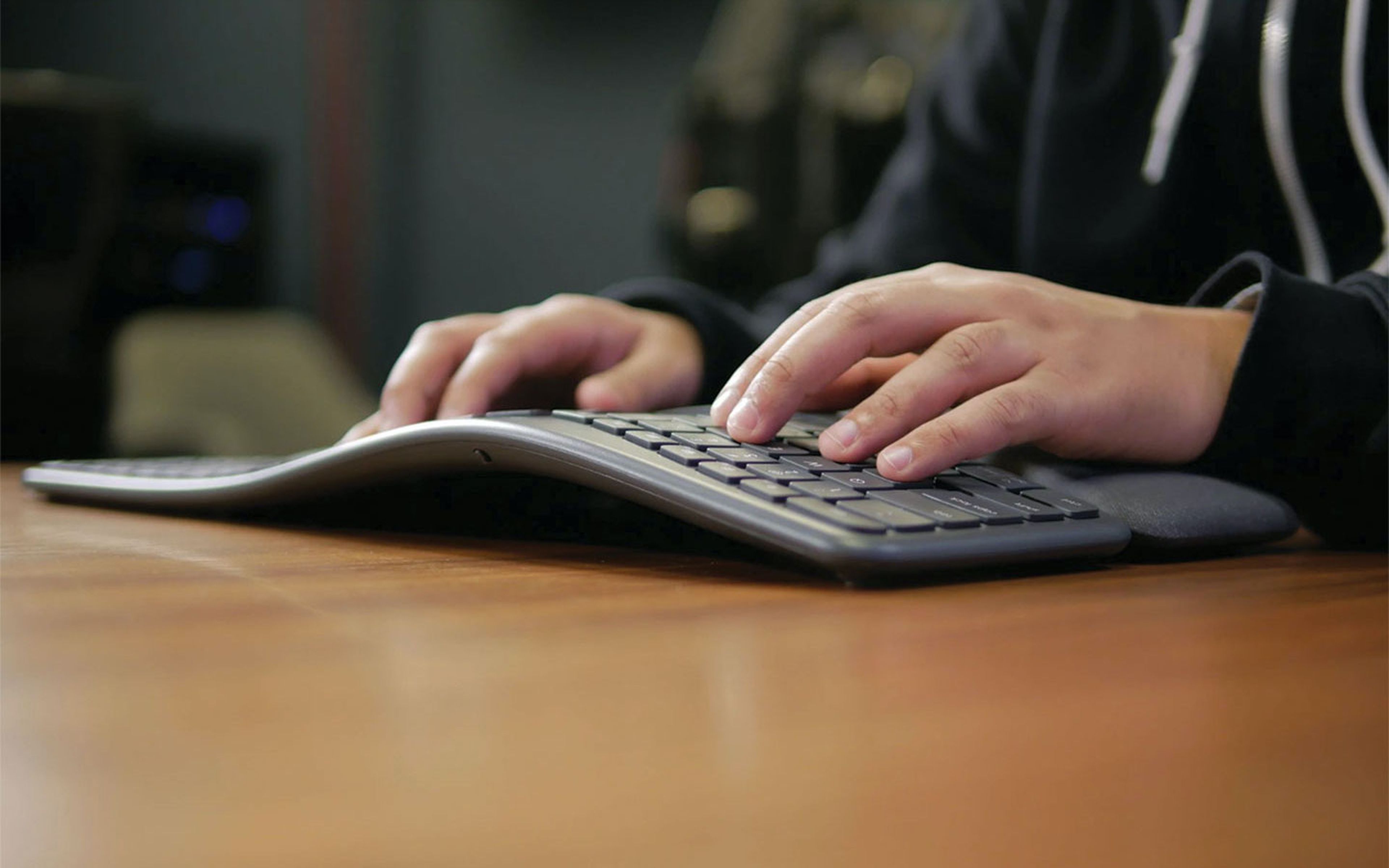 logitech teclado ergonomico