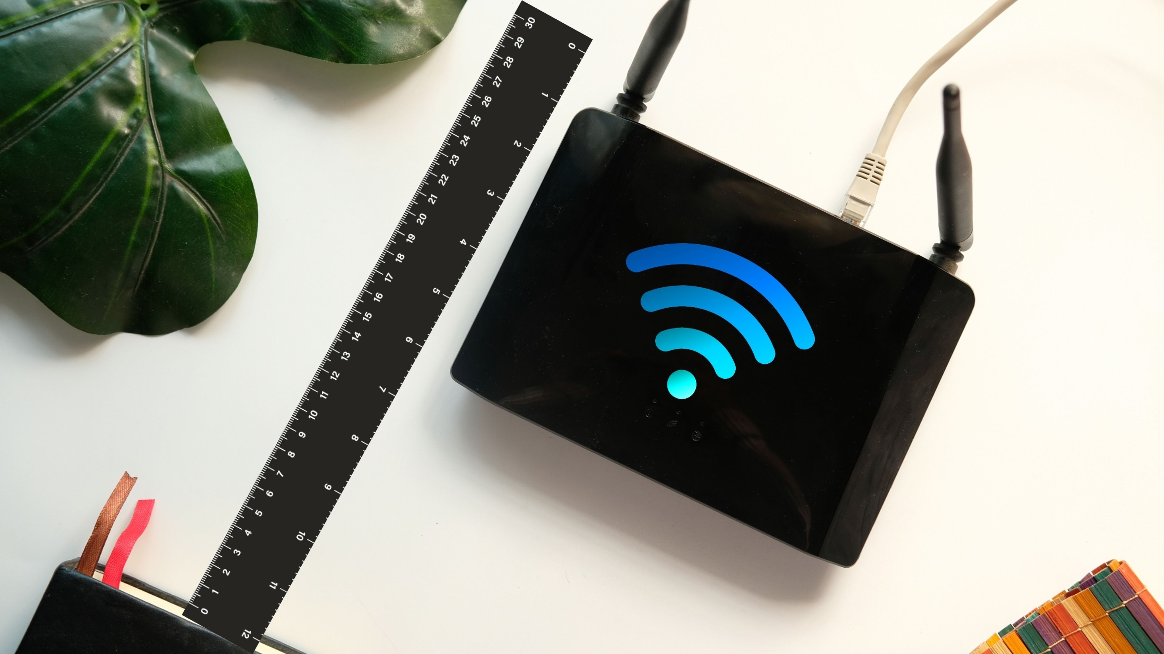 La regla de los 30 centímetros para aumentar la velocidad de tu Internet al instante