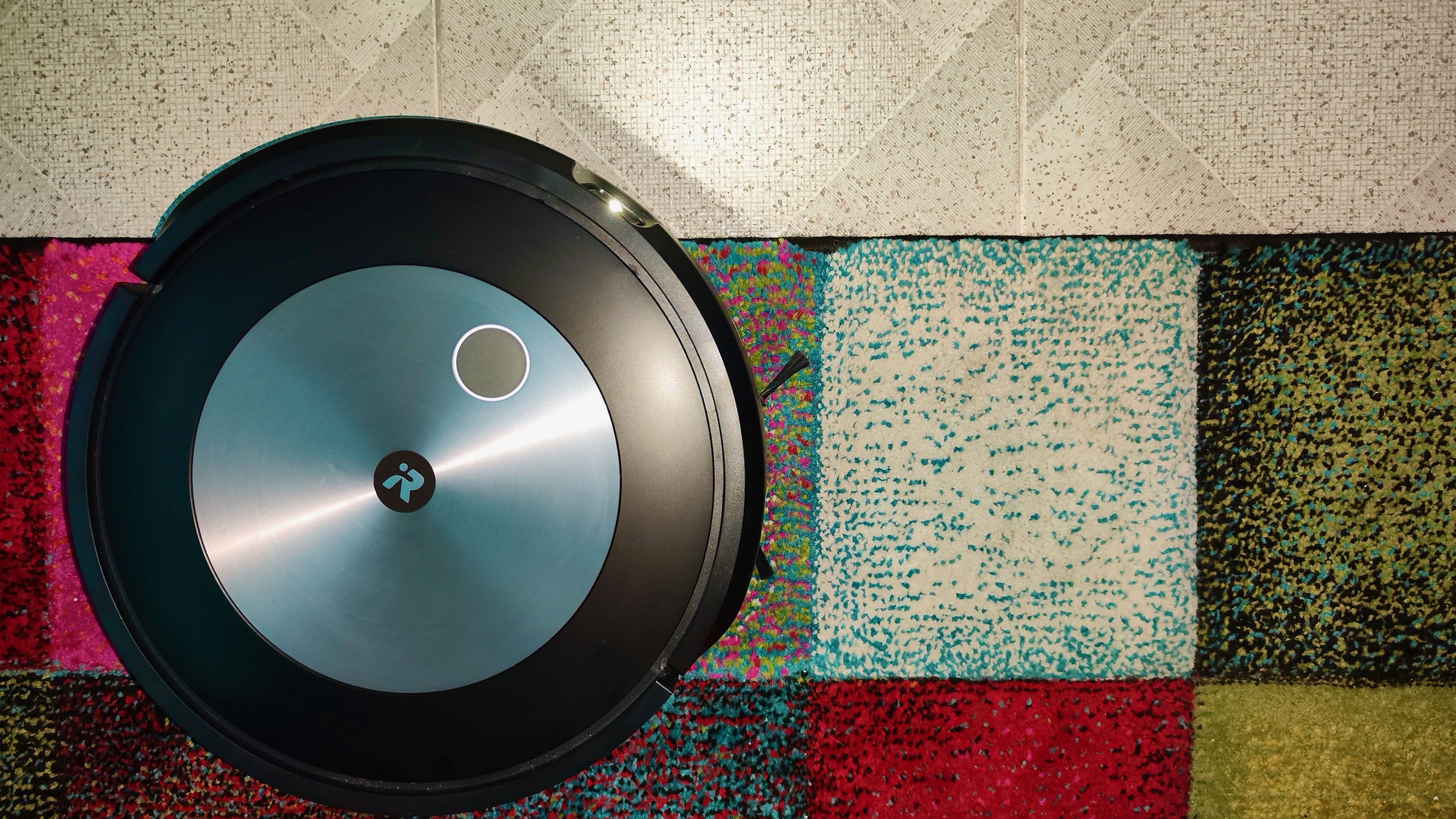 Roomba j7+